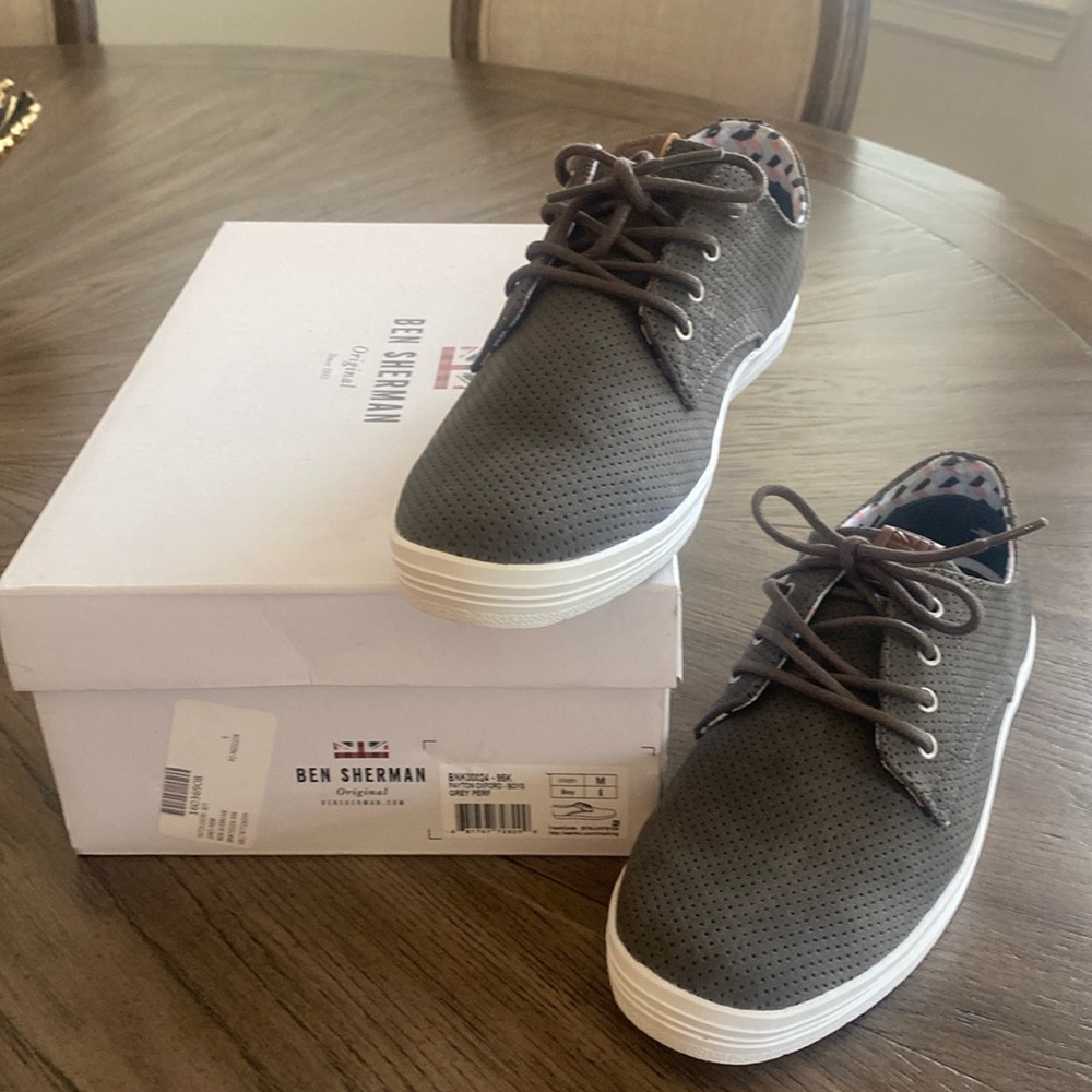 Boys Dress Boat  Shoes Size 5